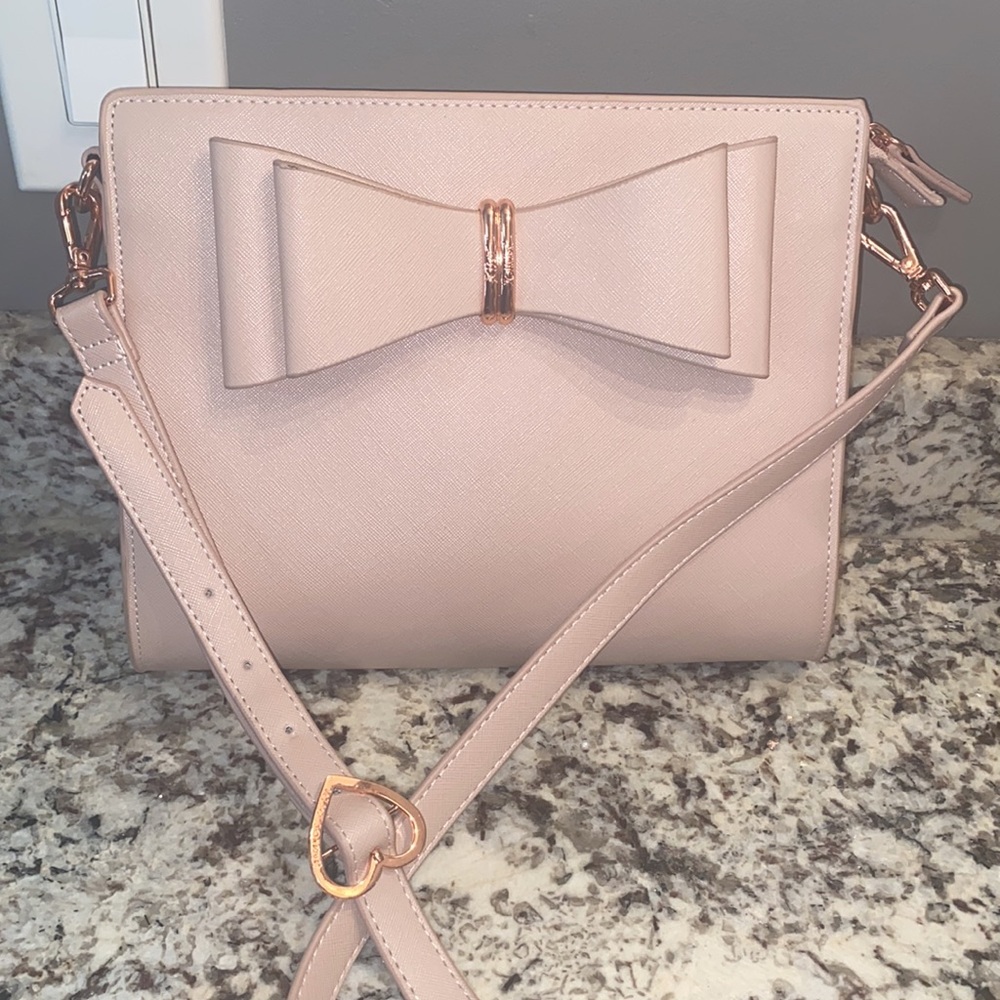 Pink Betsey Johnson crossbody purse